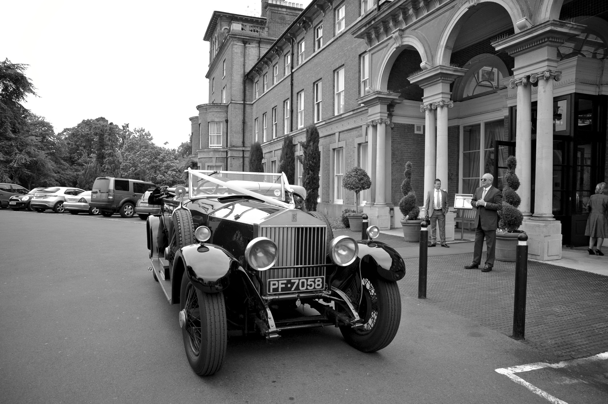Ultimate Classic Car Hire | Vintage Rolls-Royce Wedding Cars in Surrey & London - Image 5